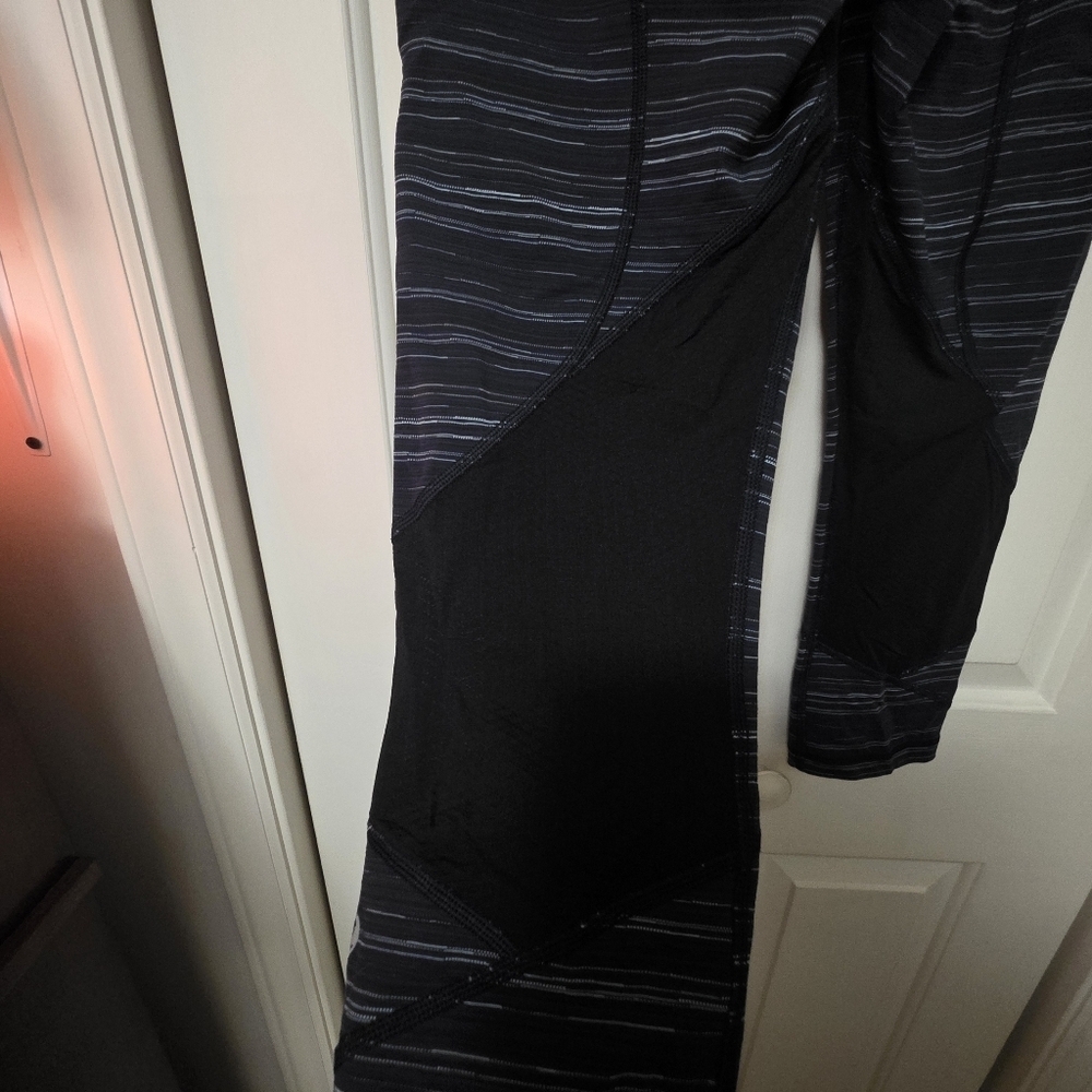 Lululemon Pace Rival Crop Leggings Size 8 Womens - Picture 5 of 9